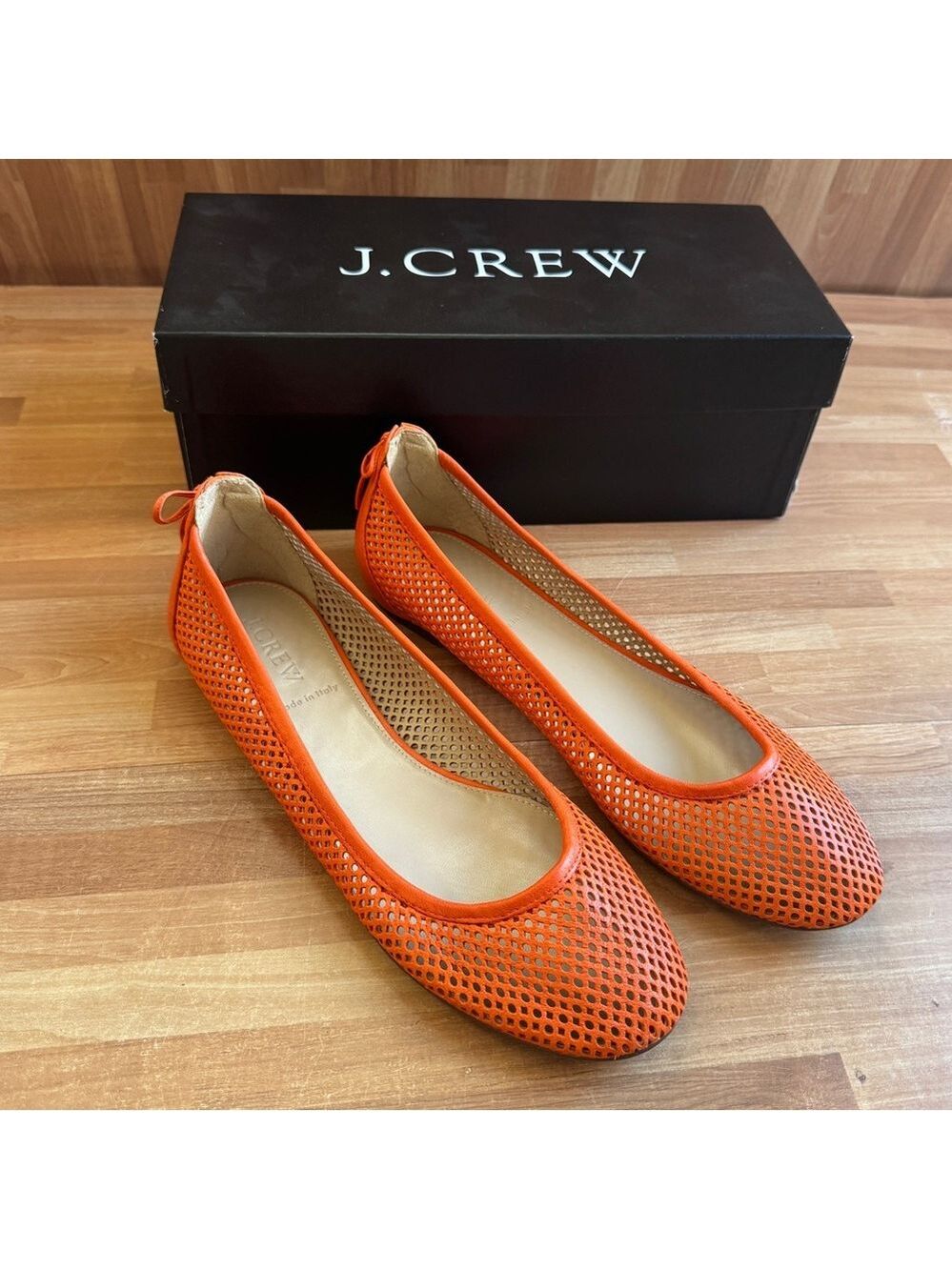 Quorra  flats, modern red color, size 8.5 
Italian leather
